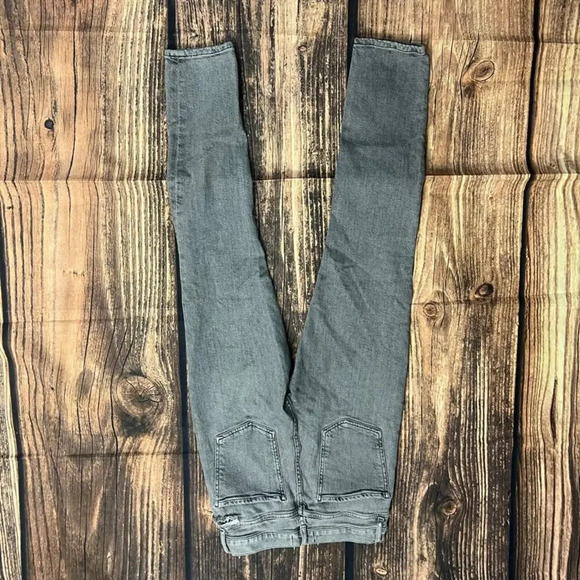 Agolde Nico High Rise Slim Fit Jeans Women's Size 26 Gray Distressed - Picture 5 of 5